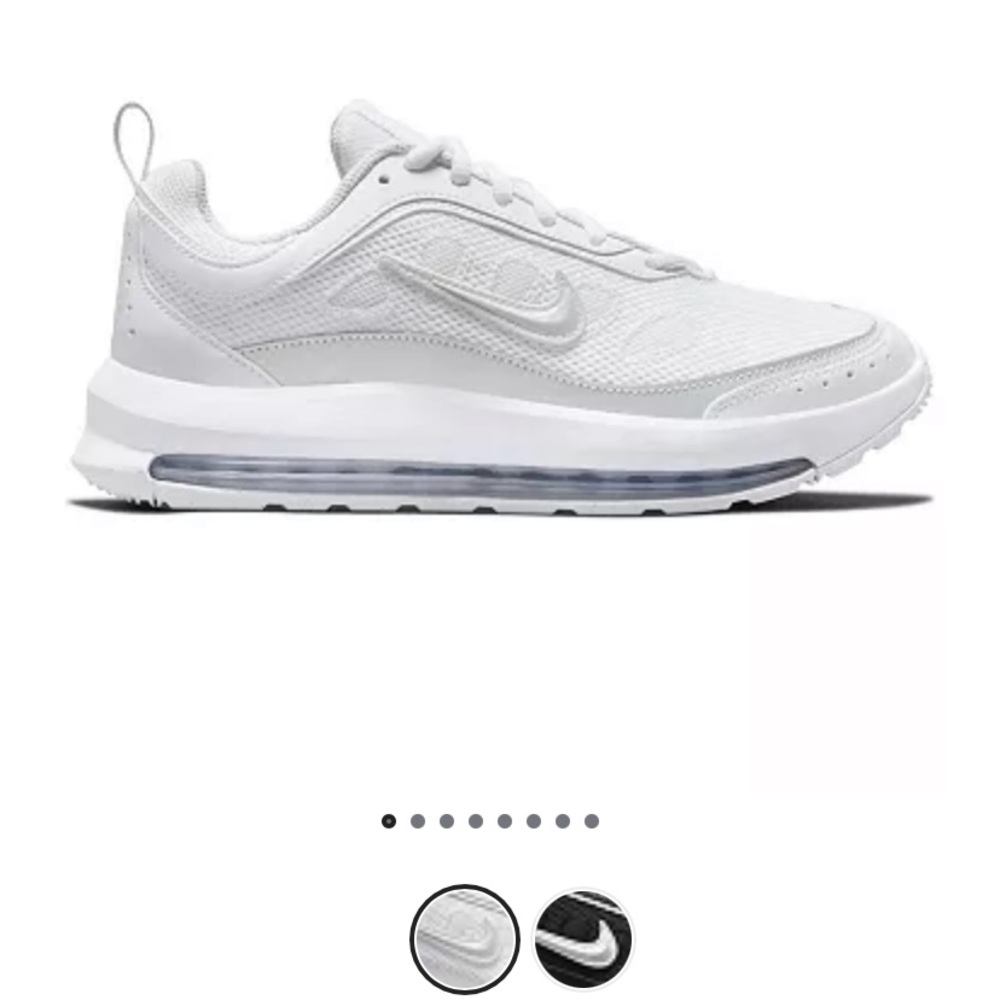 Air Maxes - LIKE NEW!!